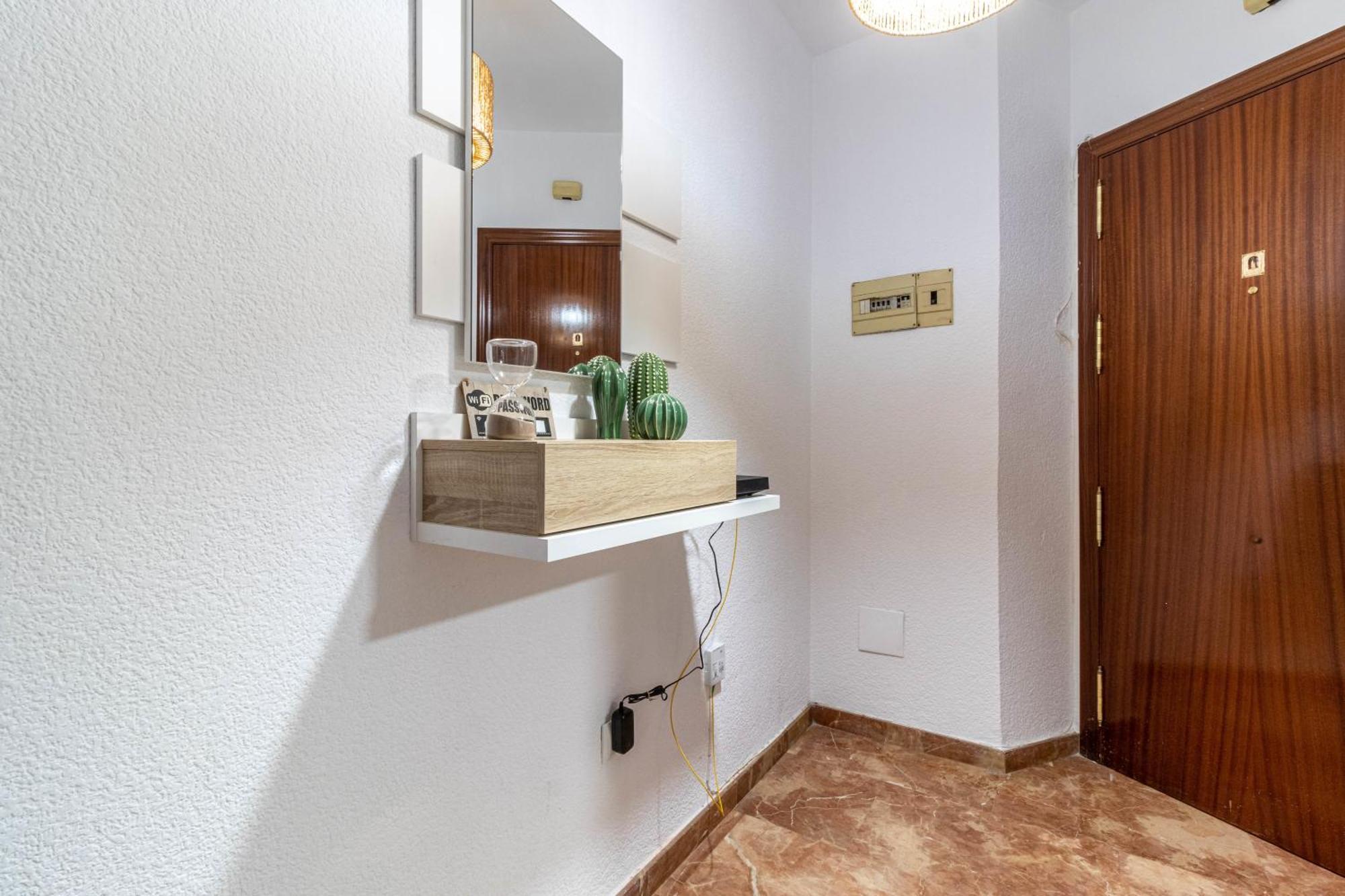 A Estrenar Pleno Centro, Parking * Huelva